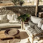 Hotel Seesoo Paros Beachfront Luxury Hideaway (adults Only)