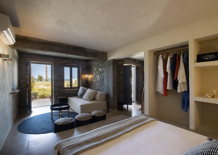 Seesoo Paros Beachfront Luxury Hideaway (adults Only)