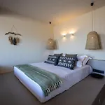 Ξενοδοχείο Seesoo Paros Beachfront Luxury Hideaway (adults Only)