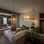 Seesoo Paros Beachfront Luxury Hideaway (adults Only) Ξενοδοχείο 4*
