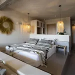 Seesoo Paros Beachfront Luxury Hideaway (adults Only) Hotel 4*