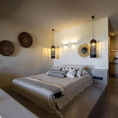 Seesoo Paros Beachfront Luxury Hideaway (adults Only) Hotel