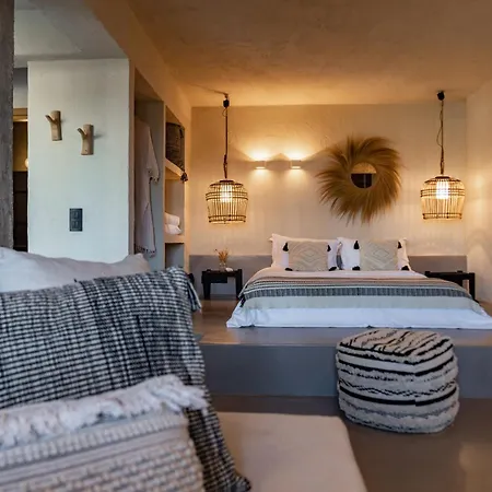 Seesoo Paros Beachfront Luxury Hideaway (adults Only) 4* Pounda