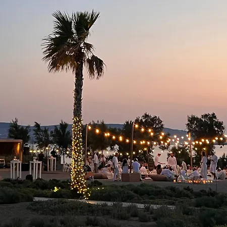 Seesoo Paros Beachfront Luxury Hideaway (adults Only) Ξενοδοχείο