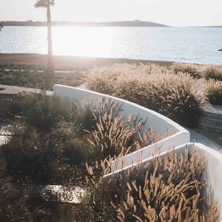 Seesoo Paros Beachfront Luxury Hideaway (adults Only) Hotell 4*