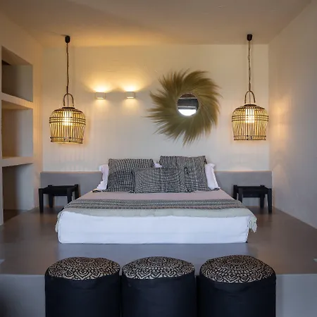 Seesoo Paros Beachfront Luxury Hideaway (adults Only) 4*