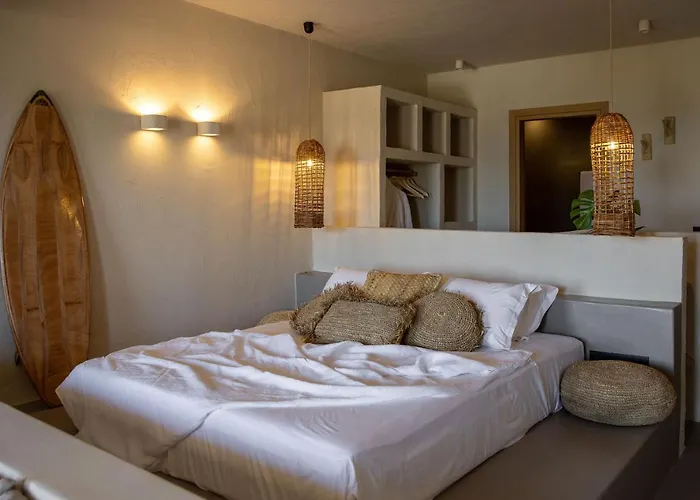 Seesoo Paros Beachfront Luxury Hideaway (adults Only) 4*