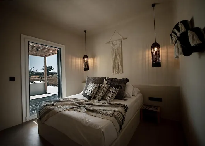 Seesoo Paros Beachfront Luxury Hideaway (adults Only) Pounda